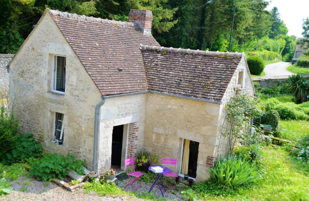 Вилла Maison Charmante A Ri Avec Jardin Et Terrasse Ri Экстерьер фото